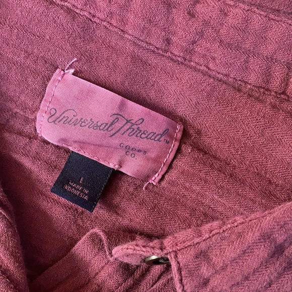 Distressed Universal Thread button down - Picture 2 of 5